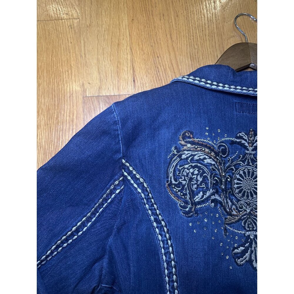 Emroidered Denim Jacket - Picture 8 of 13